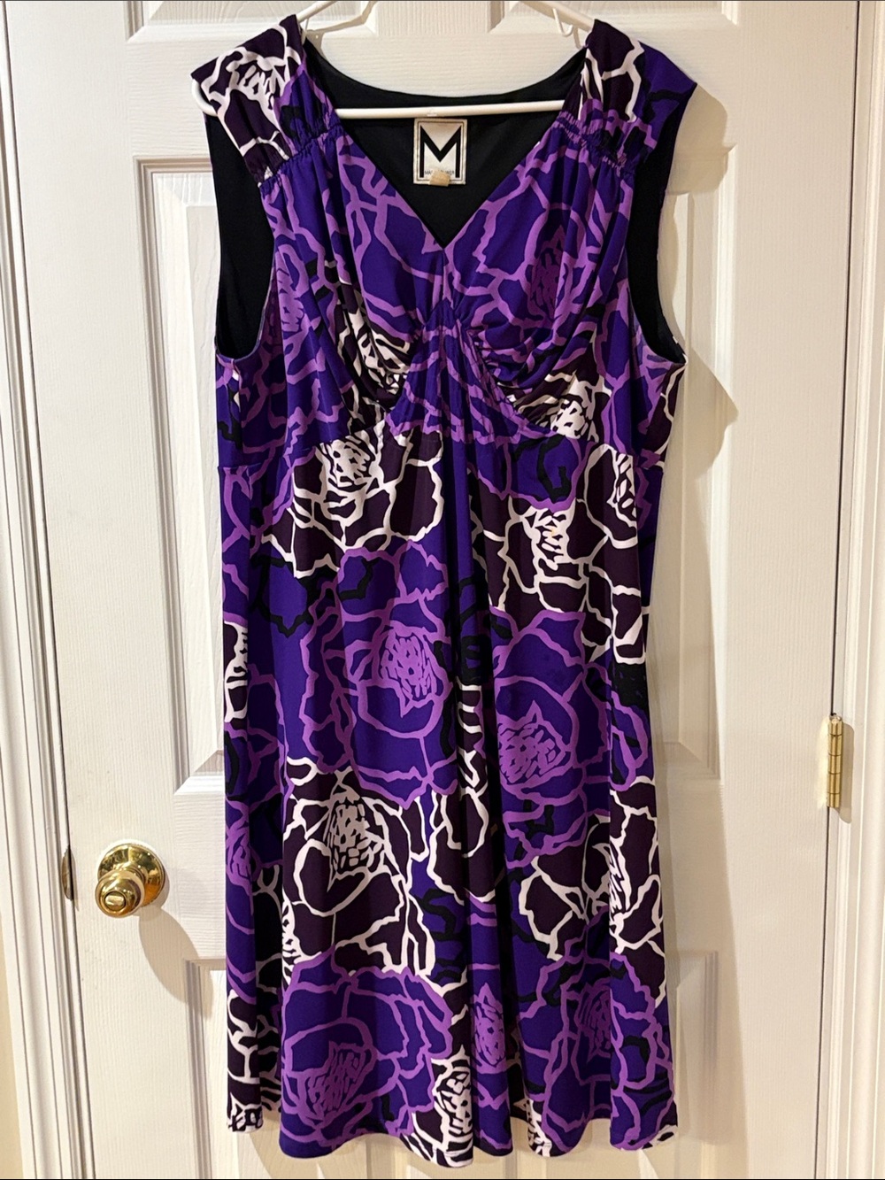 Marc Bouwer Purple, White & Black Floral V-Neck Sleeveless Dress